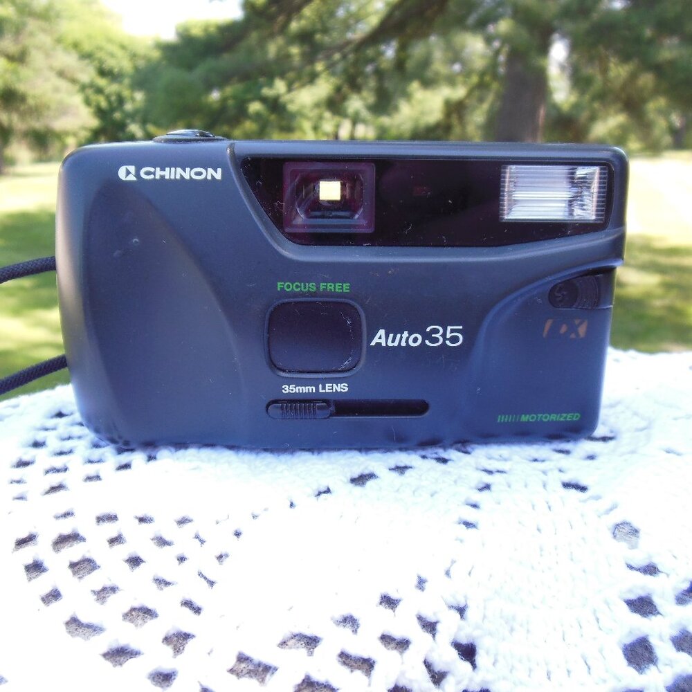 film camera 35mm point and shoot Chinon Brand  model Auto 35 DX built in flash